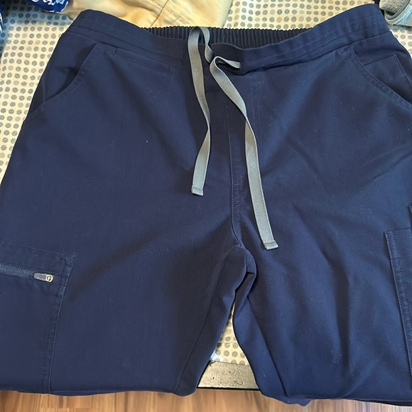 FIGS Yola Skinny Scrub Pants TW2000P Navy Blue - Picture 2 of 3